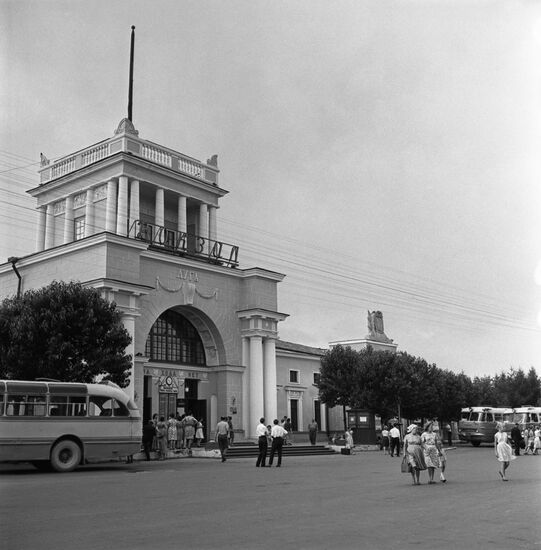 Railway station in Luga