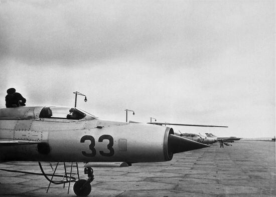 Mikoyan-Gurevich MiG-21 supersonic fighters-interceptors