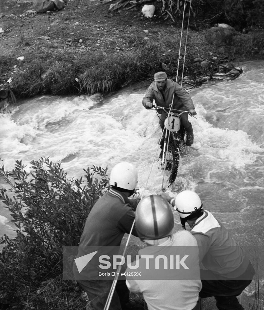 Motor rally in North Caucasus