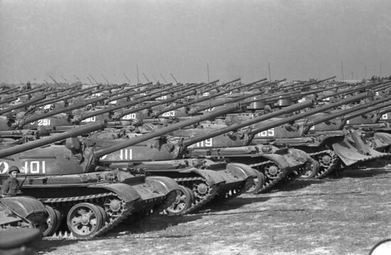 Dnieper all-arms exercise involving Soviet Armed Forces