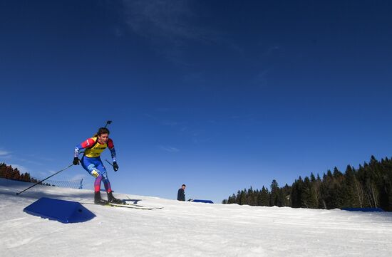 Switzerland Youth Olympic Games Biathlon Mixed Relay