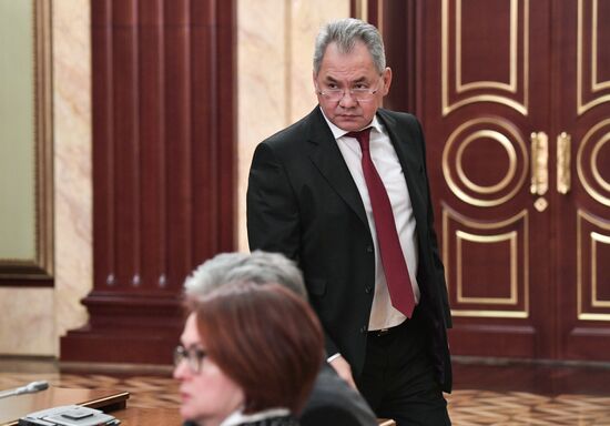 Russia Putin Government Resignation
