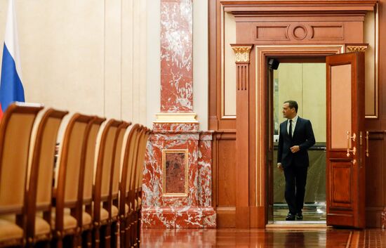 Russia Putin Government Resignation