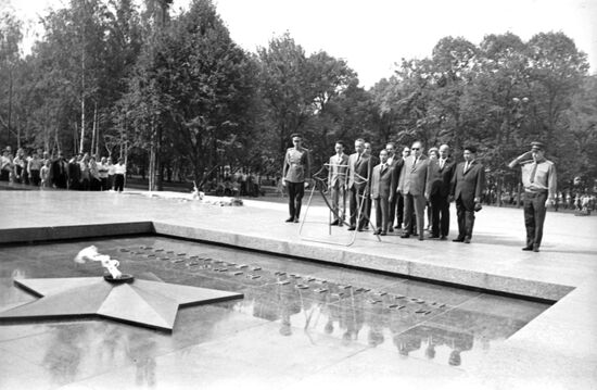 Cambodian parliamentary delegation visits USSR