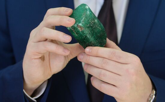 Russia Giant Emerald
