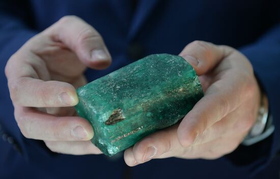 Russia Giant Emerald