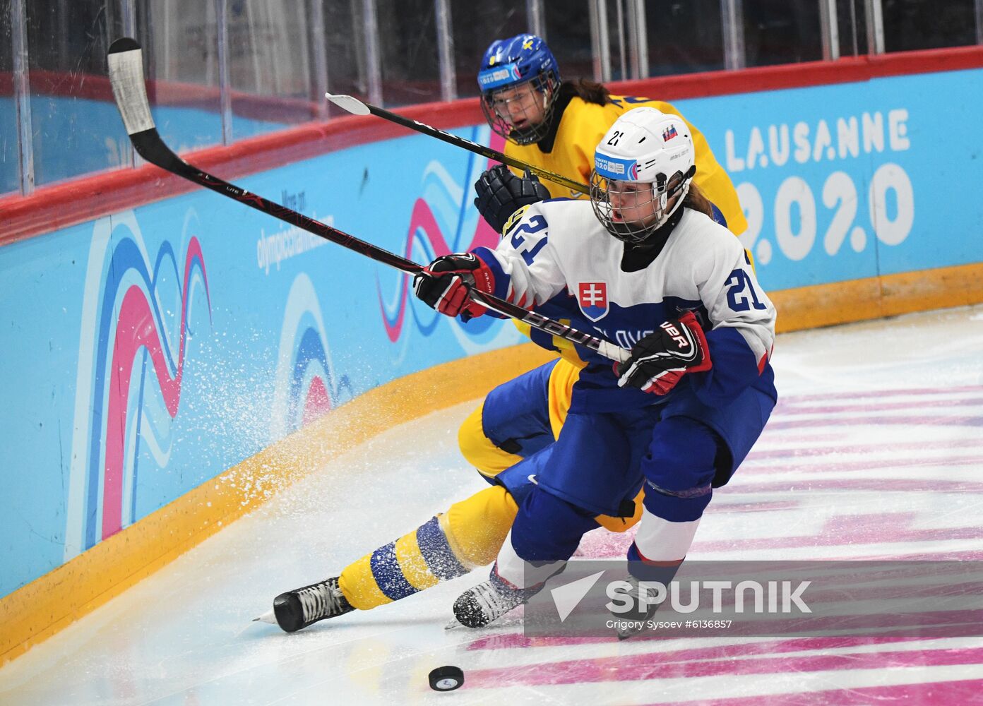 Switzerland Youth Olympic Games Ice Hockey Women Sweden – Slovakia