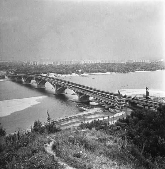 Paton Bridge in Kiev
