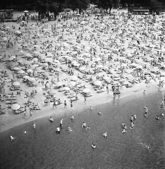 Vorontsov Beach in Kiev