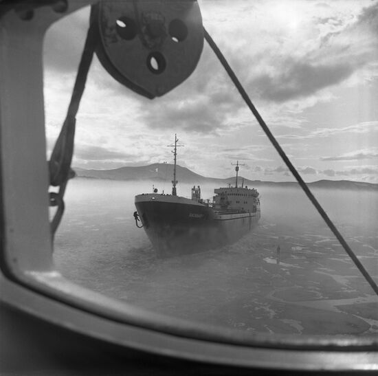 Khasavyurt motor vessel in Tiksi Bay