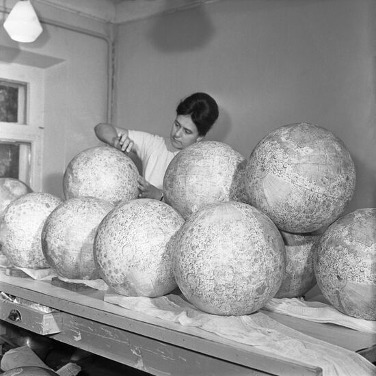 Detailed 1967 globe of Moon