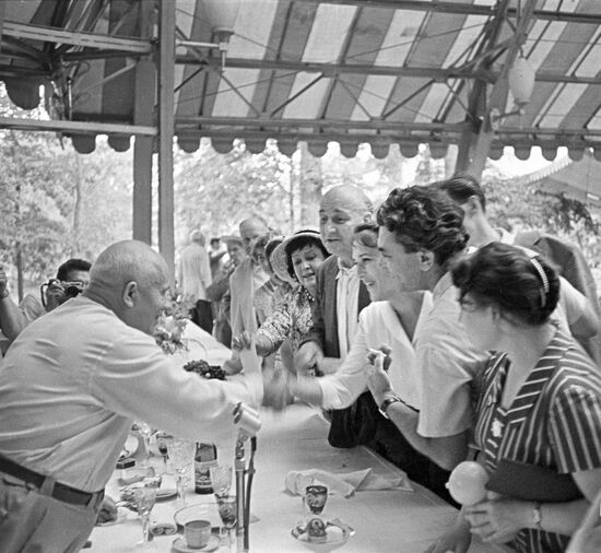 Nikita Khrushchev meeting with intellectuals at a state villa in 1960