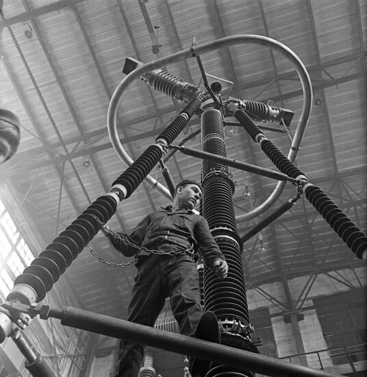 Uralelektrotyazhmash Plant