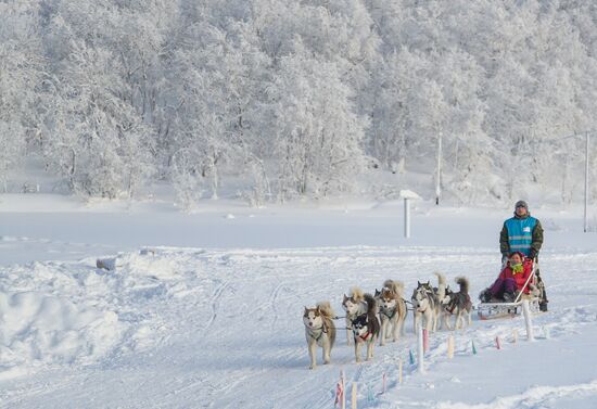 Russia China Tourism