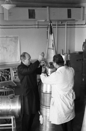 M-100 meteorological missile
