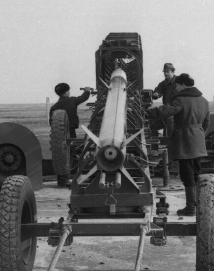 M-100 meteorological missile
