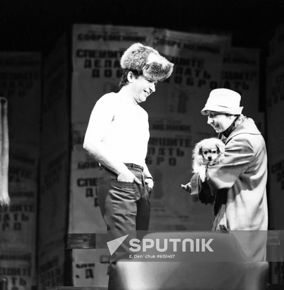 Episode from performance Hurry Up and Act Good at Sovremennik Theater