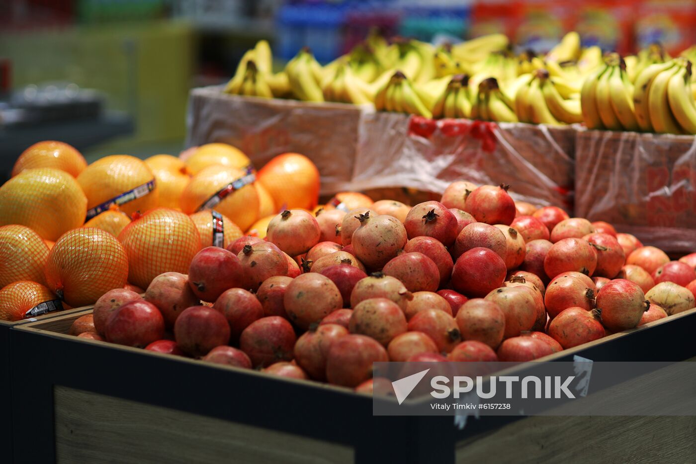 Magnit store suspended imports of fruits and vegetables from China
