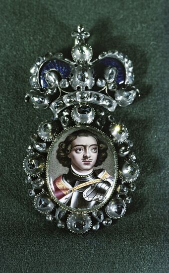 Exhibition of USSR Diamond Fund