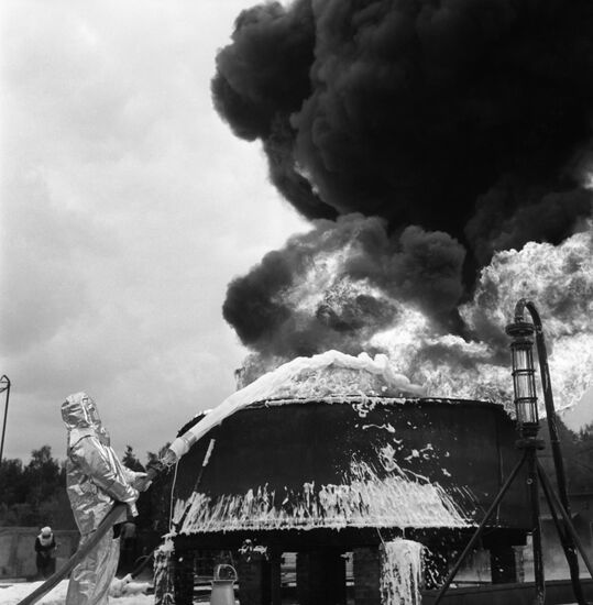 Tactical firefighting exercise in Moscow
