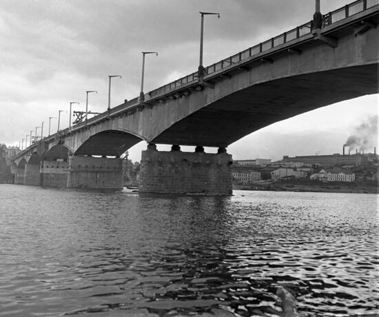 Reinforced concrete bridge over Vyatka River in Kirov