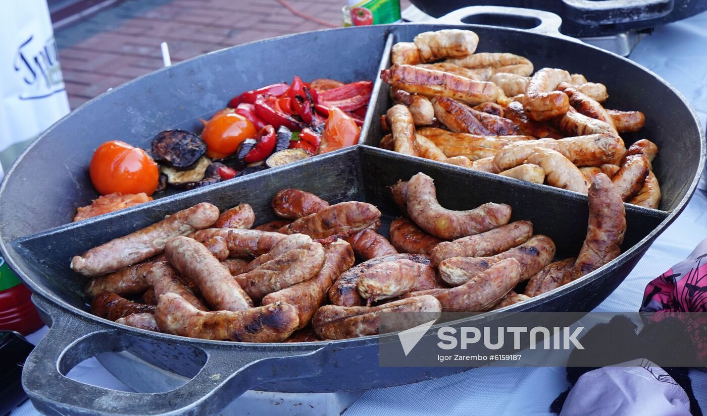 Russia Long Sausage Day
