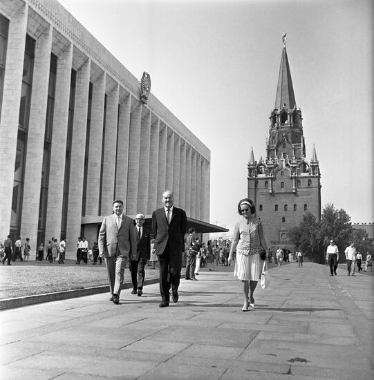 Swiss Minister of Transport, Communications and Energy Rudolf Gnagi visits USSR