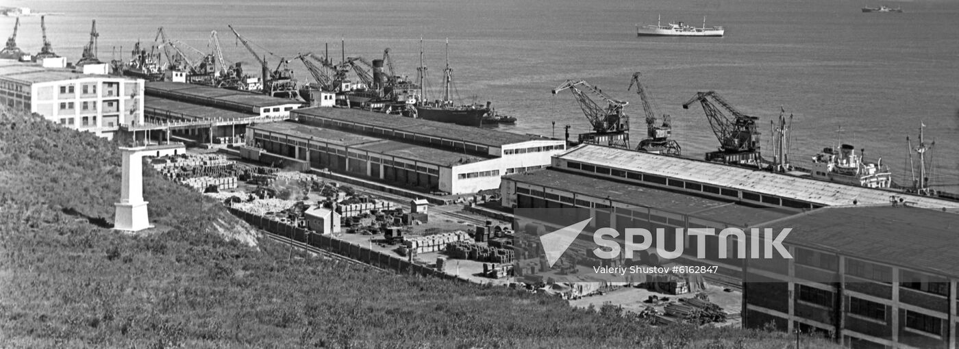 Nakhodka seaport