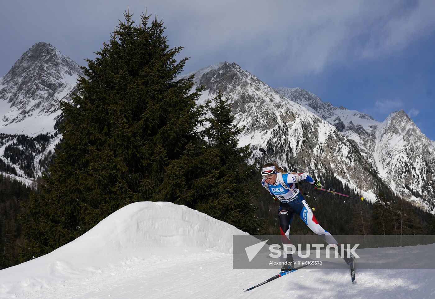 Italy Biathlon Worlds Women Sprint