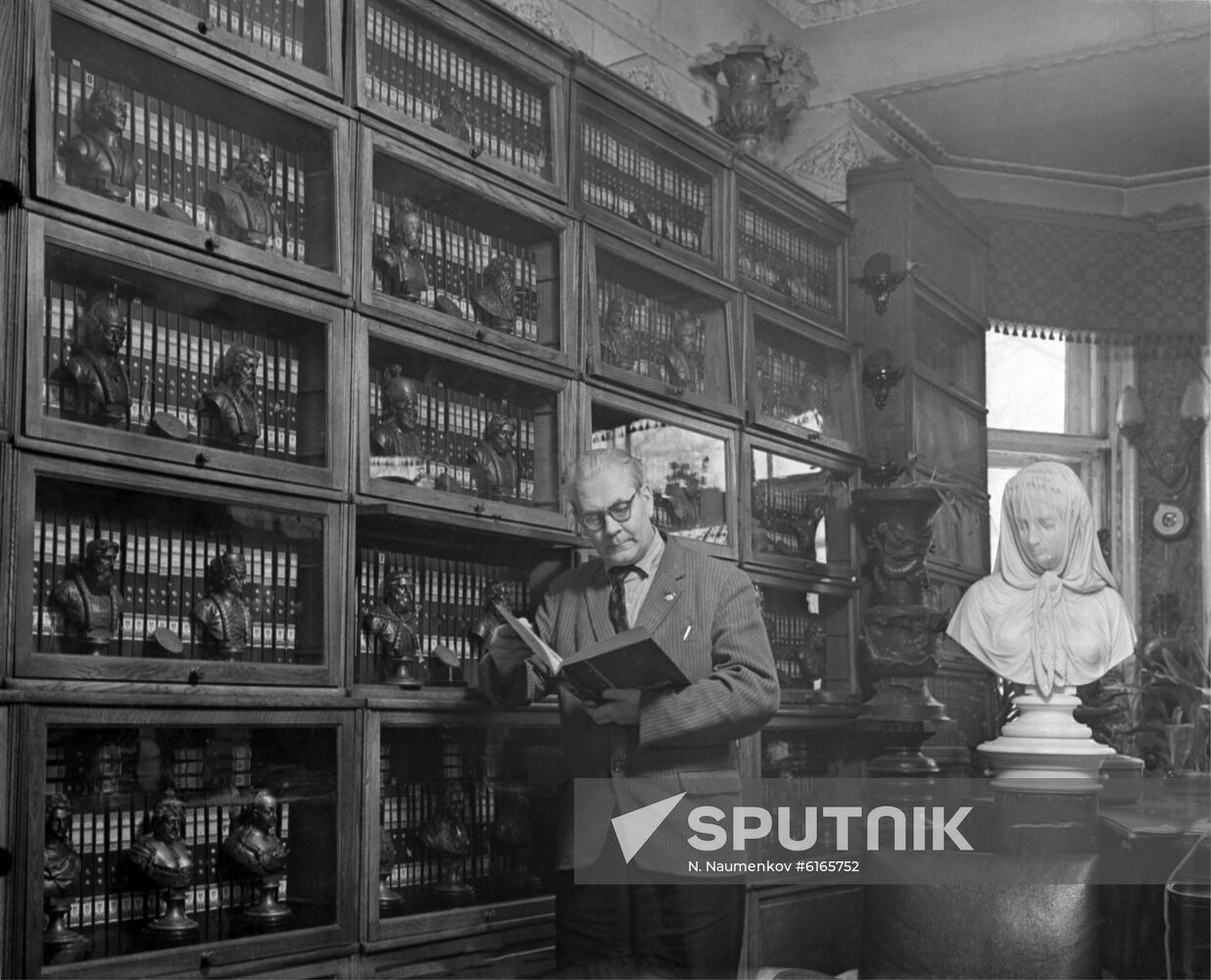 Postcard collector Nikolai Tagrin