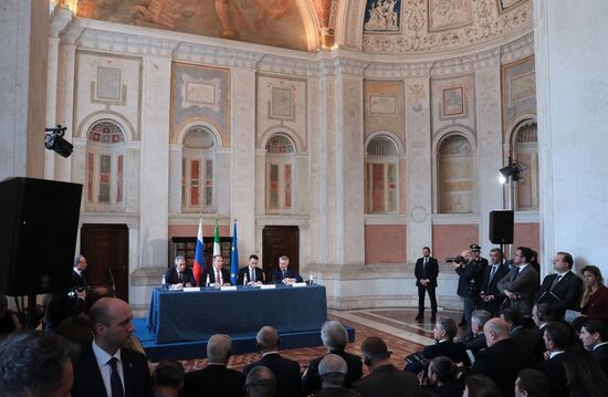 Italy Russia