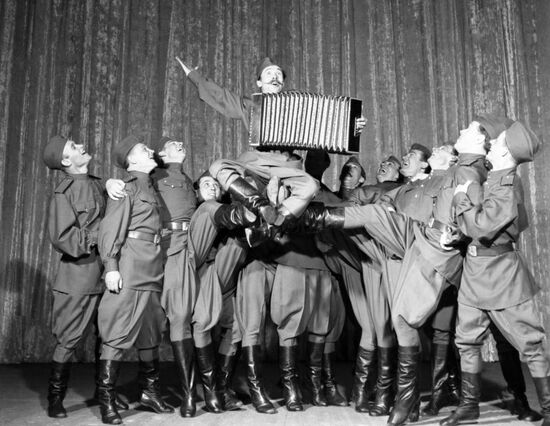 Alexandrov Academic Song and Dance Ensemble of Soviet Army