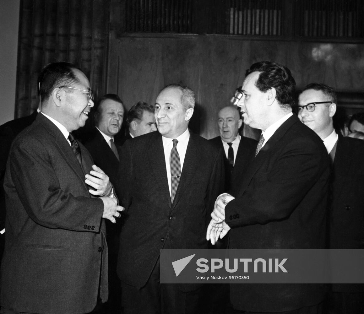 Ambassador of Japan to USSR Hisanari Yamada and Minister of Foreign Trade of USSR Nikolai Patolichev