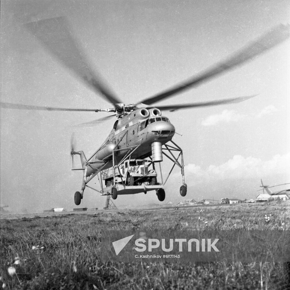 Mil Mi-10 military transport helicopter