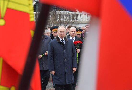Russia Putin Defender Of The Fatherland Day