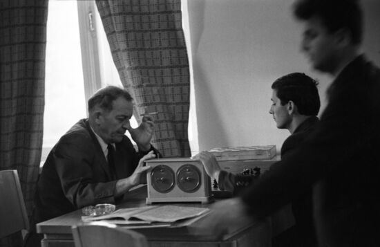 Soviet physicist Artyom Alikhanyan