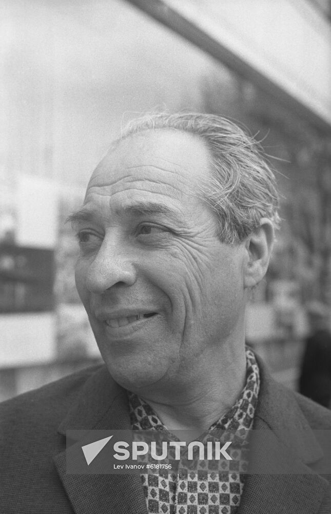 Soviet photo correspondent Georgy Zelma