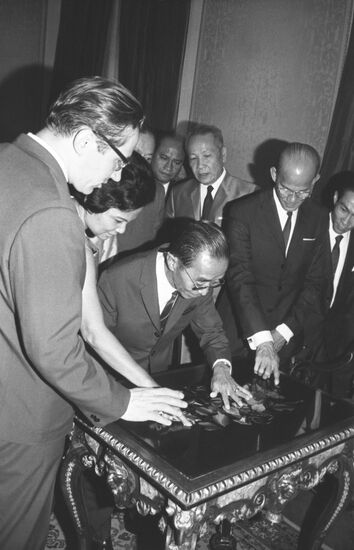 Kingdom of Cambodia parliamentary delegation visits USSR