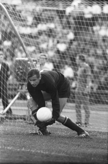 Soviet football player Lev Yashin