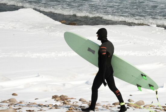 Russia Winter Surfing