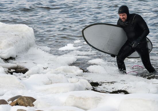 Russia Winter Surfing
