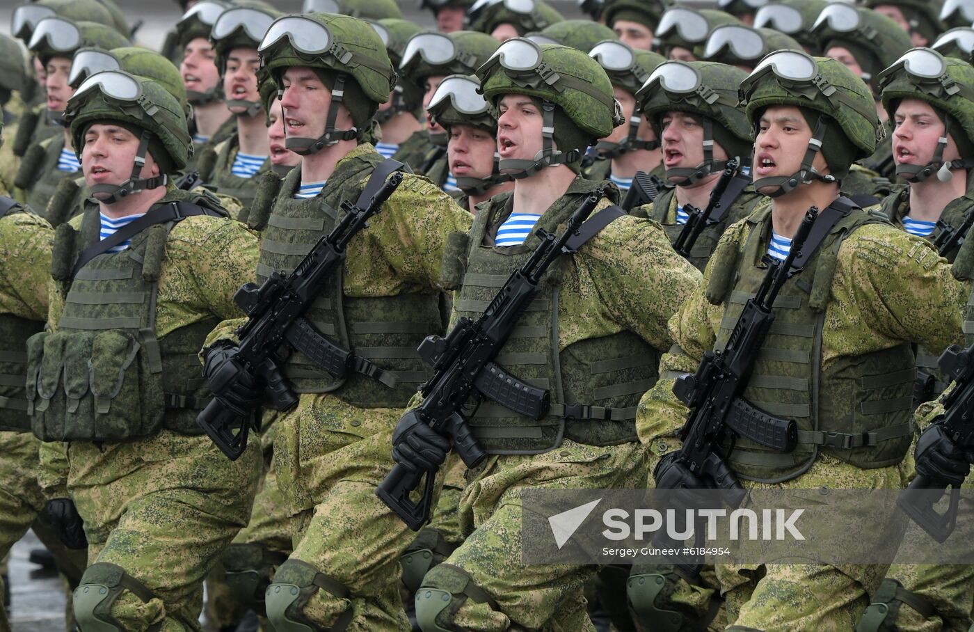 Russia Putin Paratroopers