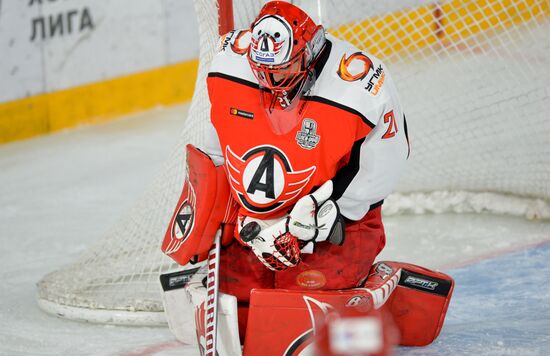 Russia Ice Hockey Avtomobilist - Sibir