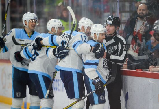 Russia Ice Hockey Avtomobilist - Sibir