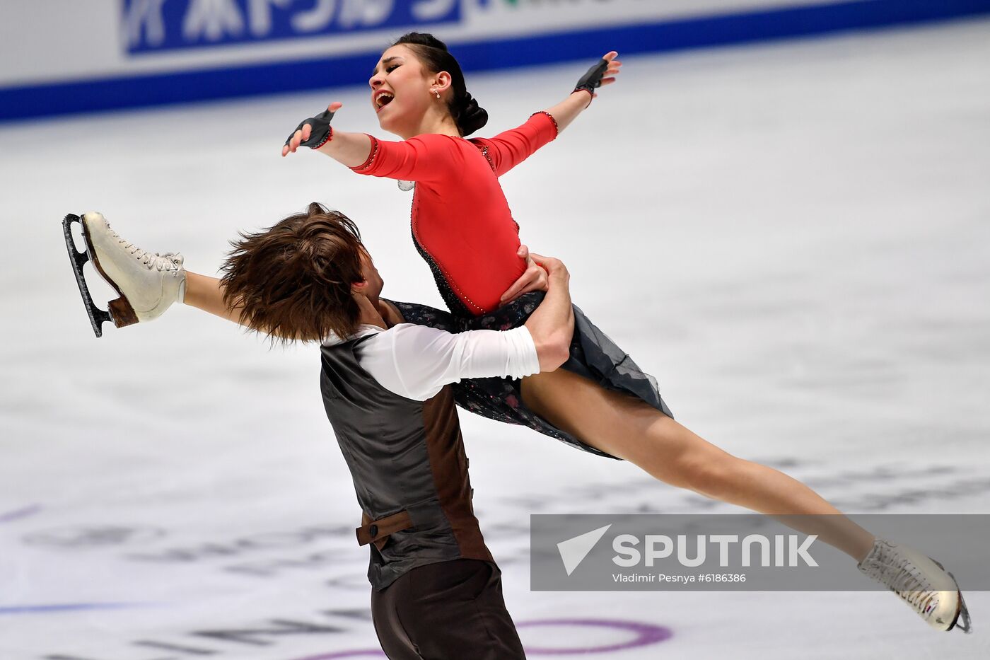 Estonia Figure Skating Worlds Junior Training