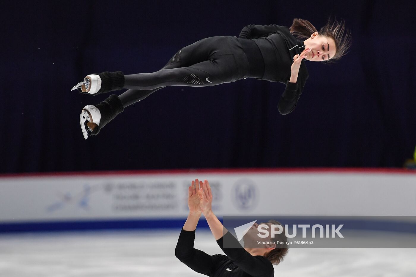 Estonia Figure Skating Worlds Junior Training