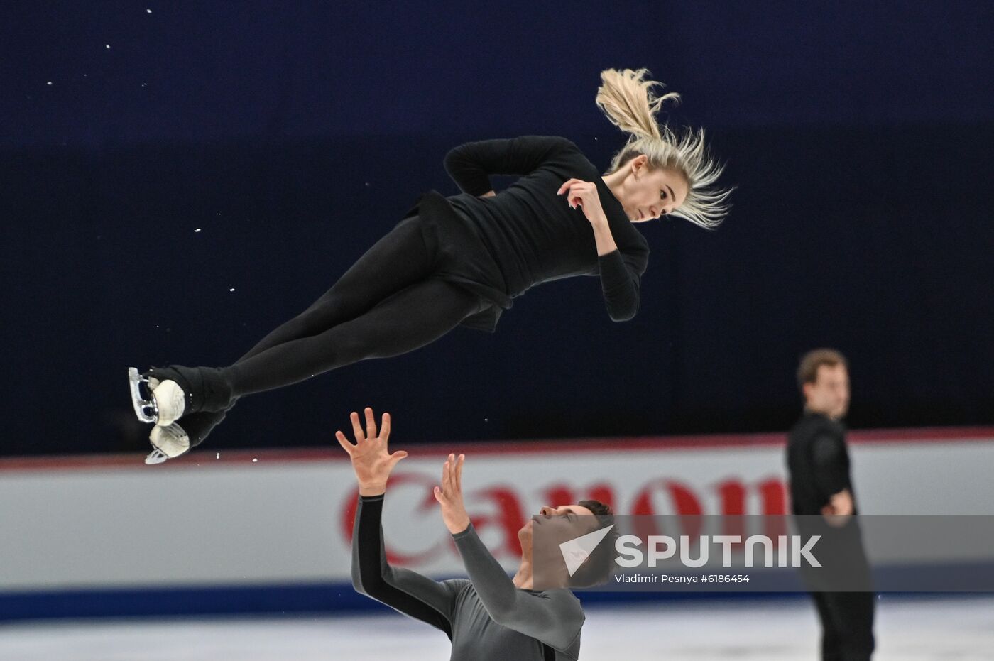 Estonia Figure Skating Worlds Junior Training
