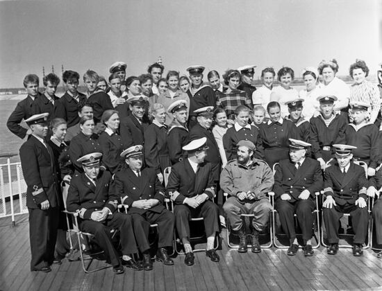 Fidel Castro visits USSR