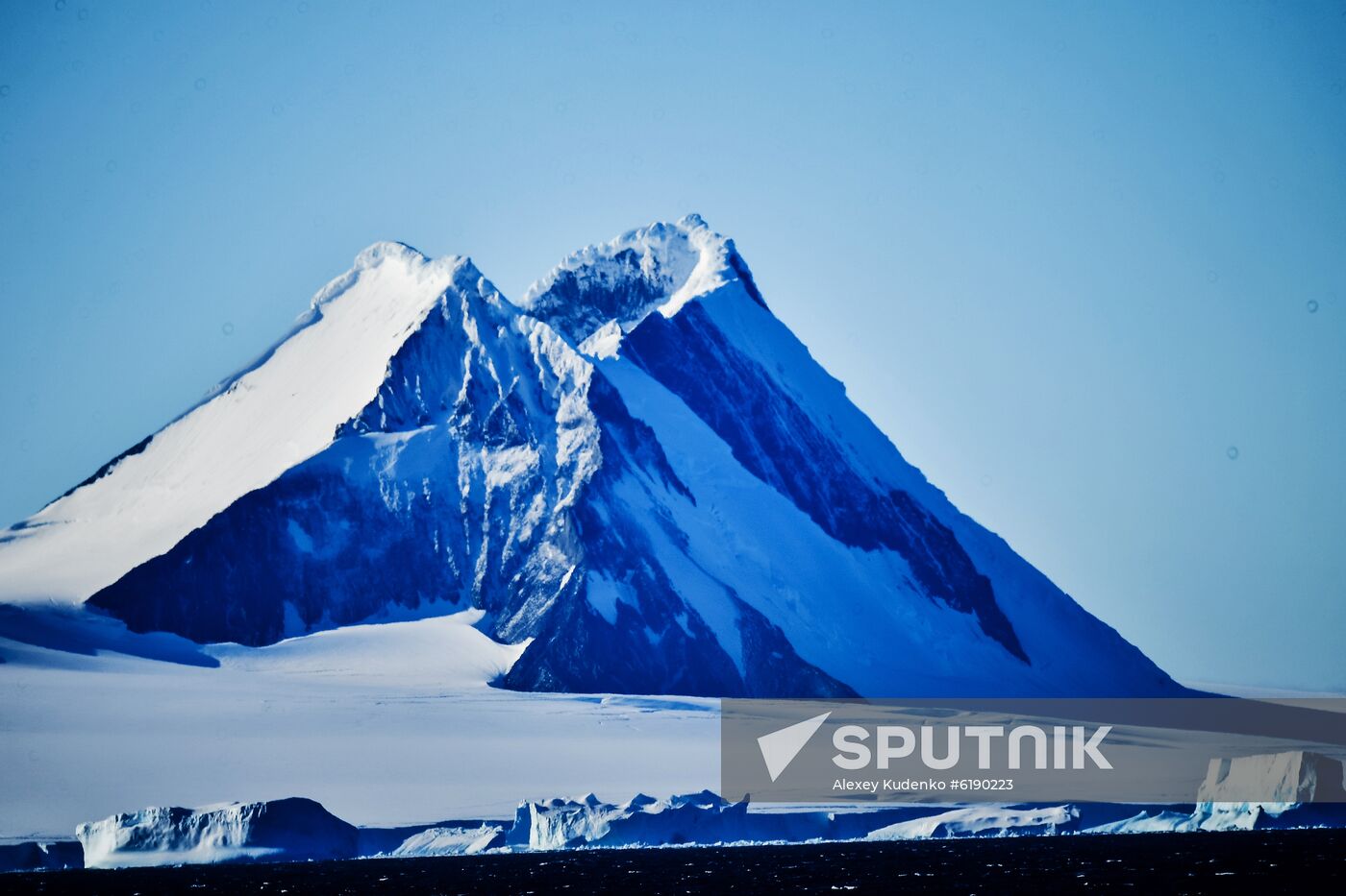 Antarctica Admiral Vladimirsky Expedition