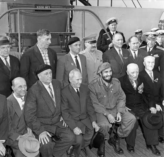 Fidel Castro visits USSR